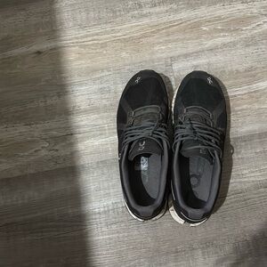 Black OnCloud sneakers